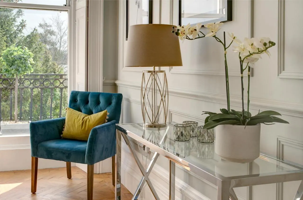 16 Lansdown Flat 3 - By Luxury Apartments Челтенхам