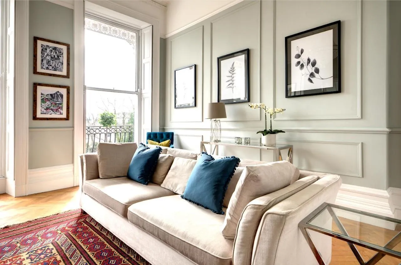 16 Lansdown Flat 3 - By Luxury Apartments Челтенхам